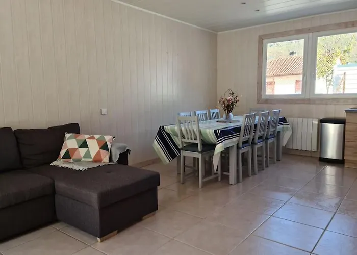 Le - - Jusqu'a 10 Pers شاليه *