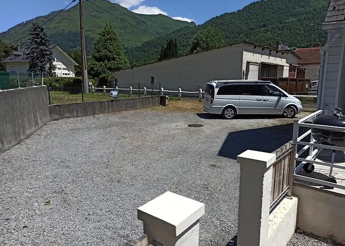 Le - - Jusqu'a 10 Pers